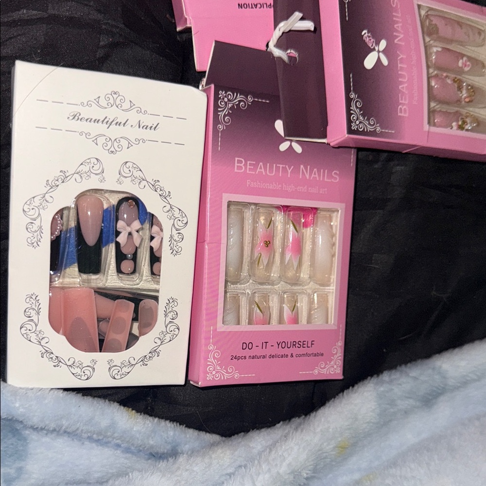 Pink and White Press-On Nail Set
